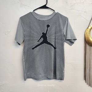 Jordan Gray Short-Sleeve Tee with Black Jumpman Graphic